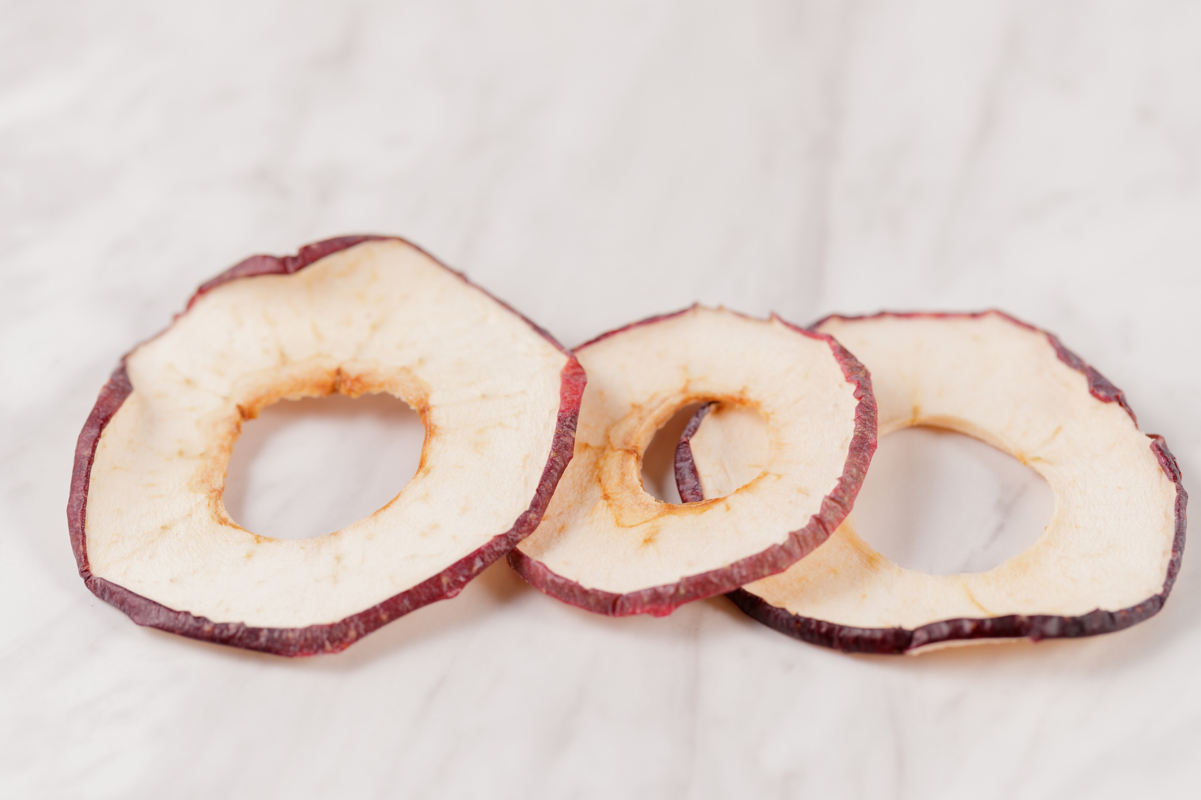 りんご三兄弟（信州果実のチップス）